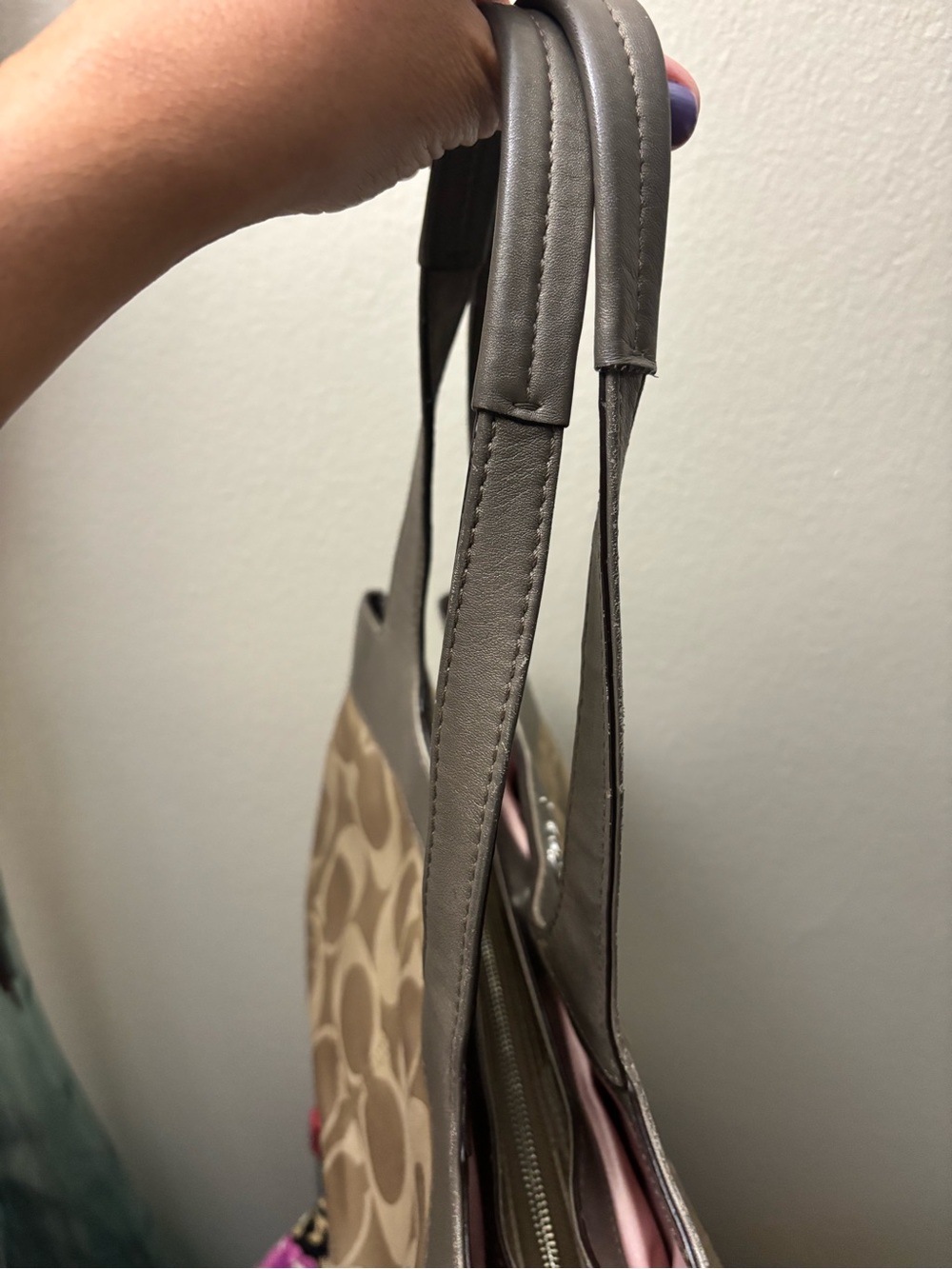 Coach Lexi Signature Shoulder Bag - Picture 7 of 13